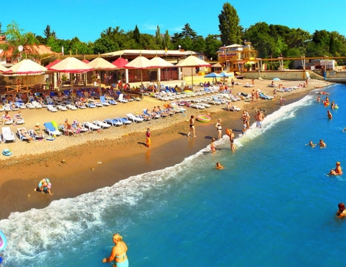 Оборудованный пляжный комплекс - Курорт-отель «Демерджи»