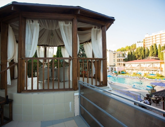 Бар «Веранда» - Курорт-отель «Демерджи»